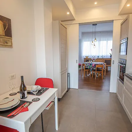 Nothotel Delle Rose Apartment